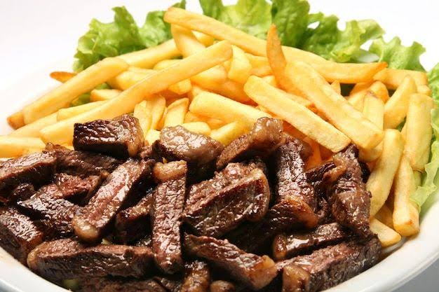 ALCATRA DA CASA 400G  C/ BATATA FRITA E CHEDDAR